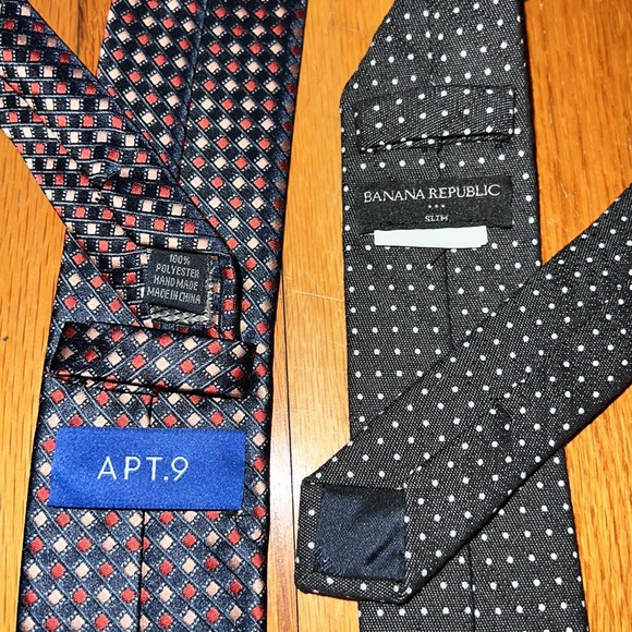 Banana Republic and Apt 9 tie bundle - Picture 5 of 5